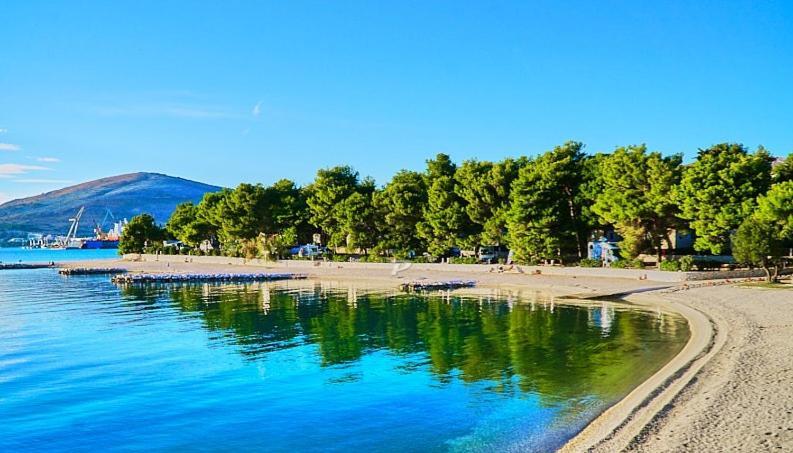Villa Mira Trogir Exterior foto